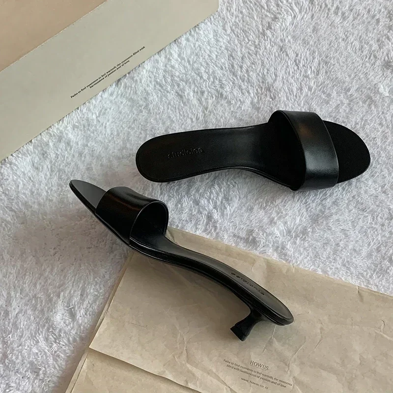 

2025 New Fashion High Quality Women's Shoes Open Toe Medium Heel Women's Slippers Solid Color Leather Summer Women's High Heels