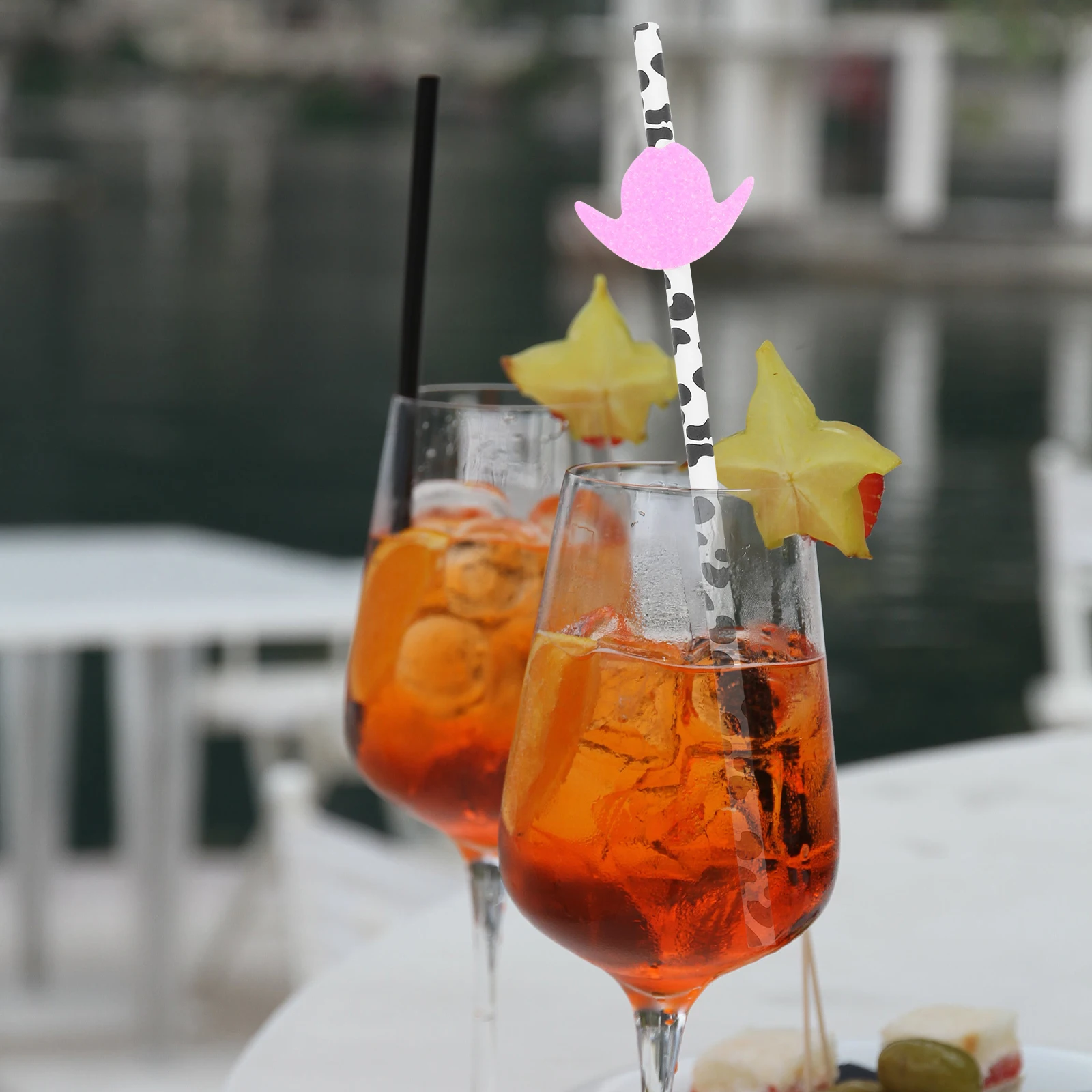 

30Pcs Cow Pattern Straws Eco Friendly Paper Straws for Drinks Tableware Birthday Celebration Decorations Set