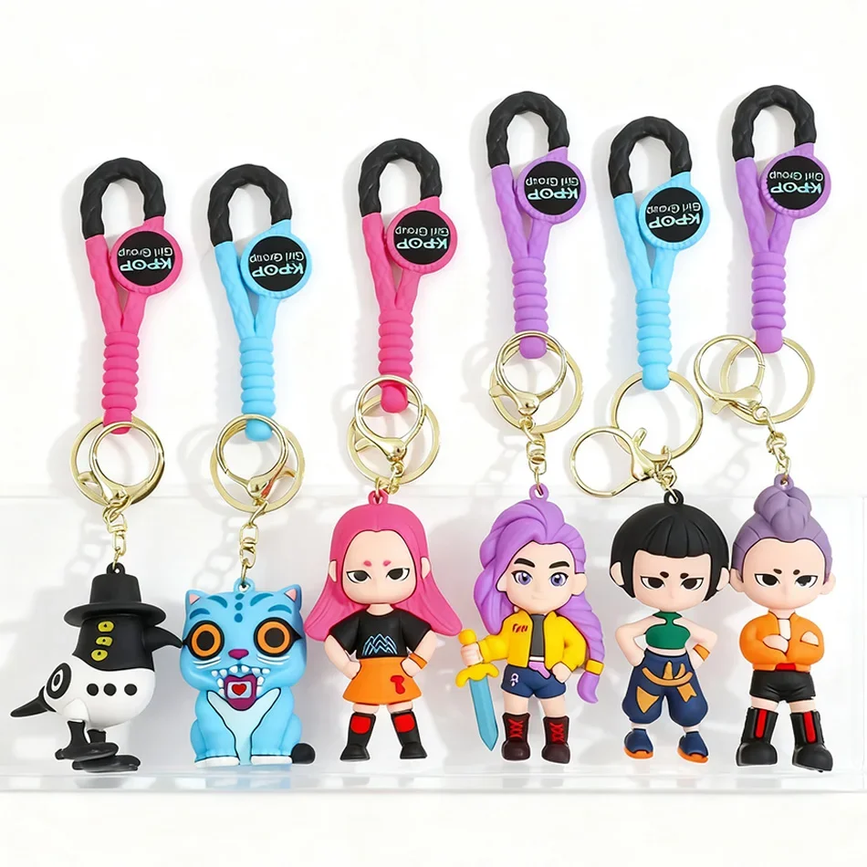ホットなKPOPデモンハンターズキーホルダー、タイガーキャラクターPVCフィギュアキーホルダー、キュートな原宿スタイルキーリング、子供やファンのためのハロウィンギフト