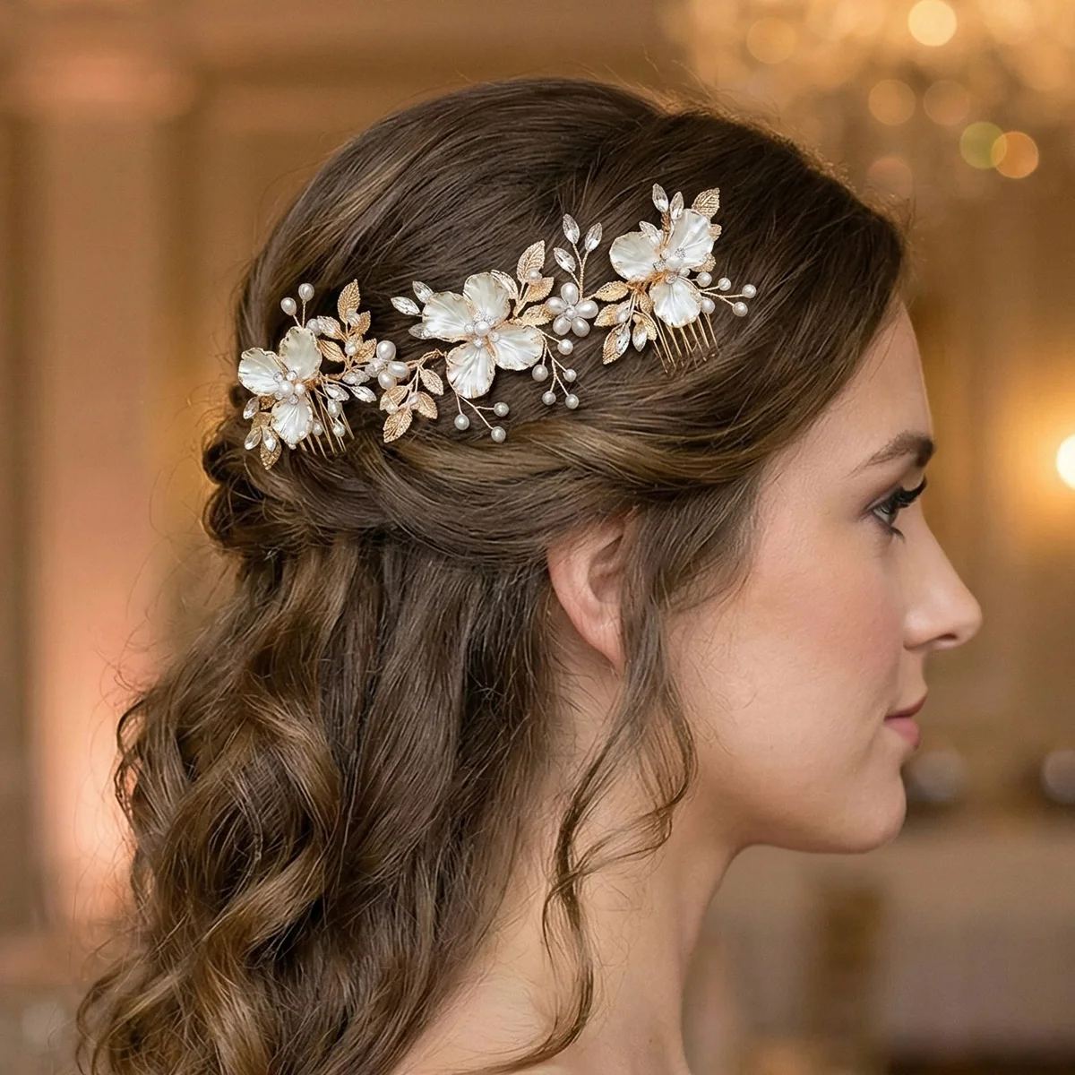 Latest Gold Handmade Pearl Flower Hair Comb Beautiful Rhinestone Hair Clip Bridal Headdress Wedding Accessories