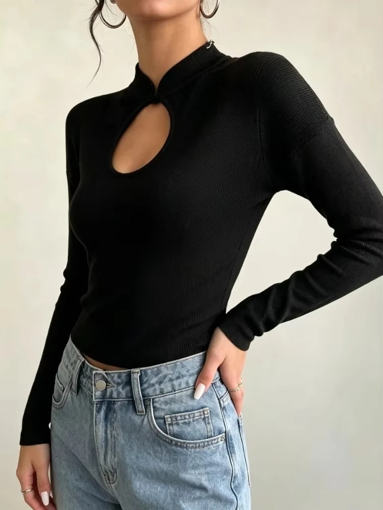 2026 Autumn New Women Solid Color Long Sleeve T Shirt Button Detail Slim Fit Retro Sexy Versatile Casual Jumper Tops
