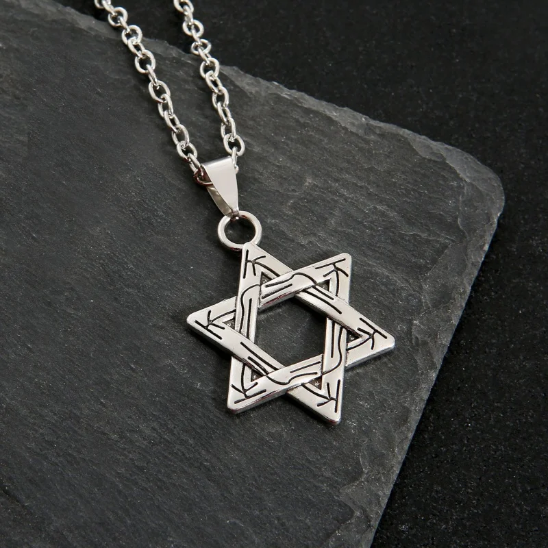 Trendy David Star Pendant Necklace Men Women Israel Jewish Alloy Star of David Cross Chain Judaica Charm Choker Jewelry Gifts