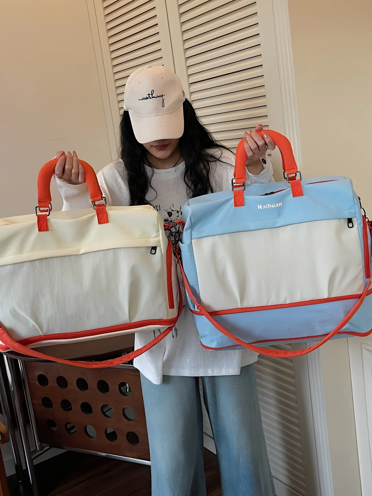 large-capacity-lightweight-travel-fitness-bag-handheld-suitcase-for-short-business-trips-leisure-trips-storage-organizer