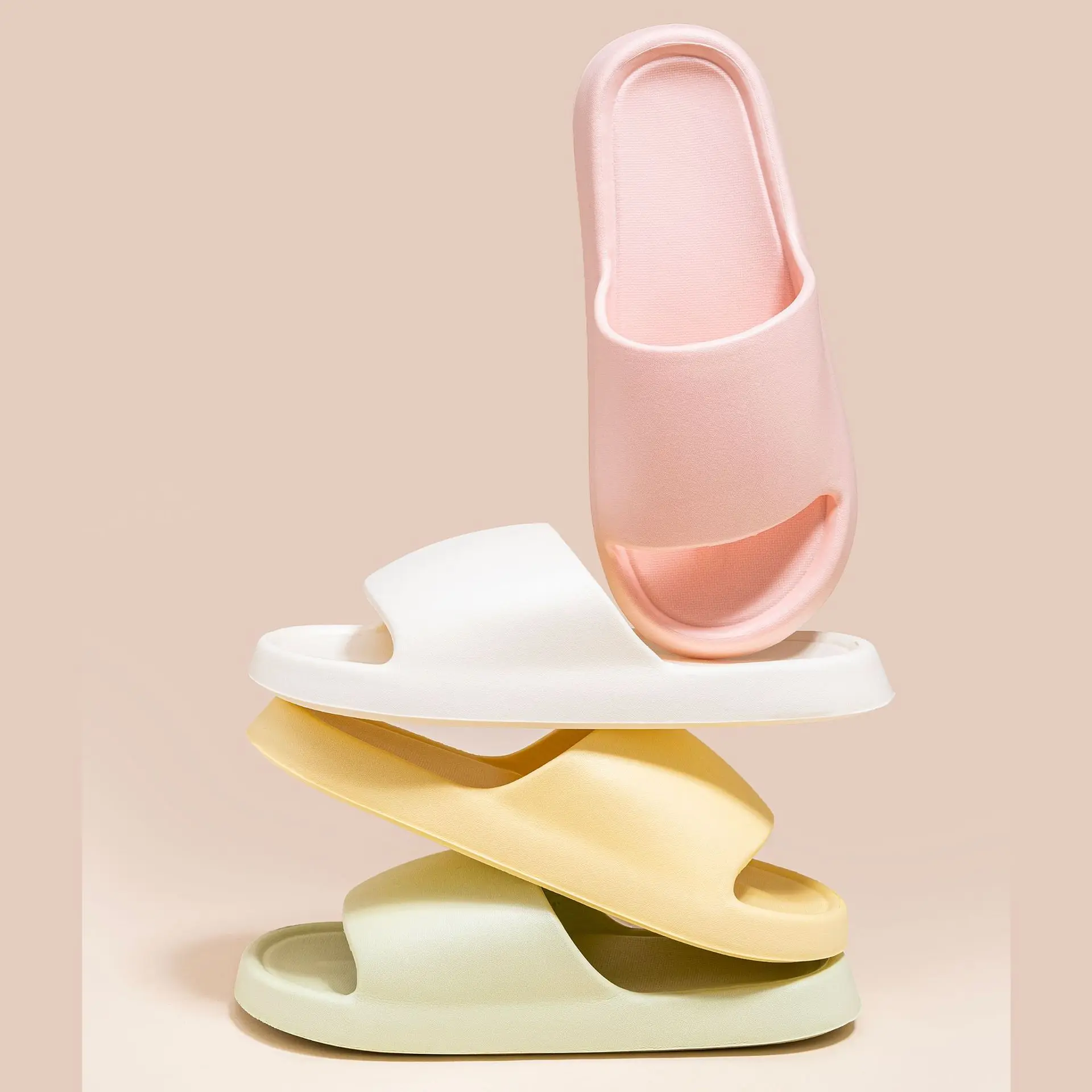 النعال للنساء والرجال الصيف إيفا مزيل العرق الحمام عدم الانزلاق لينة أسفل سميكة المنزل كتم نموذج زوجين بسيط بالجملة