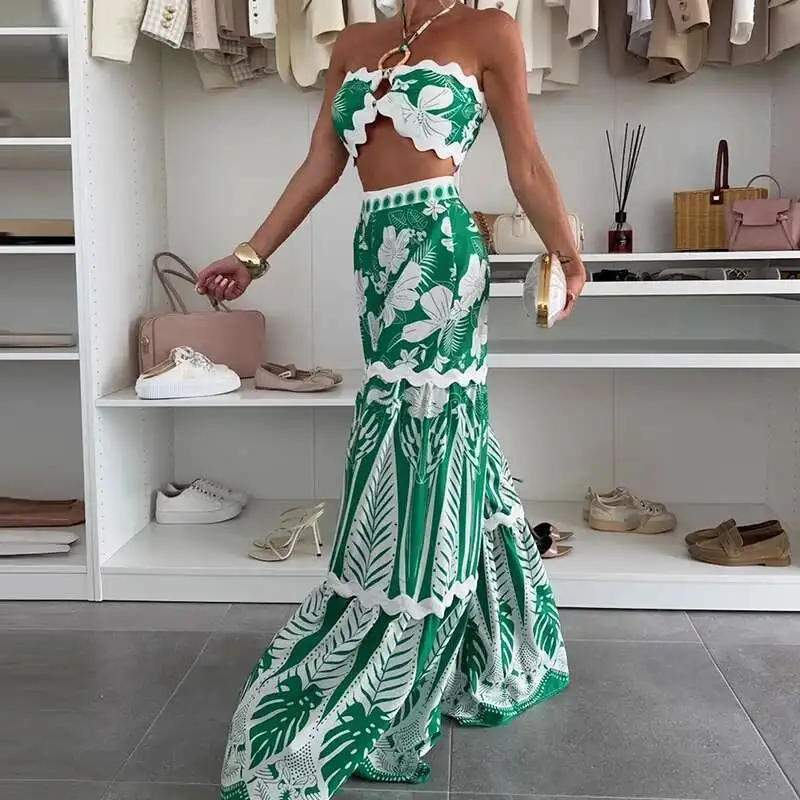

Casual Off Shoulder Holiday Outfits Green Pattern Printed Summer Two Piece Sexy Halter Short Top With Wide Leg Pants Beach Suits