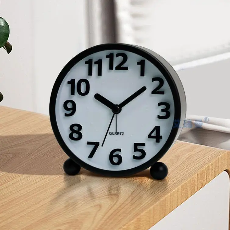 Vintage Retro Analog Alarm Clock Battery Operated Quartz Movement Metal Case Alarm Clock For Bedroom Bedside Desk Clock
