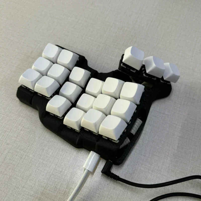 Imagem -05 - Mini Teclado Mecânico Dividido Layout de 42 Teclas Programável Via Chave Personalizado com Fio Modo Único Teclado Dividido Ergonômico Jogo de Escritório