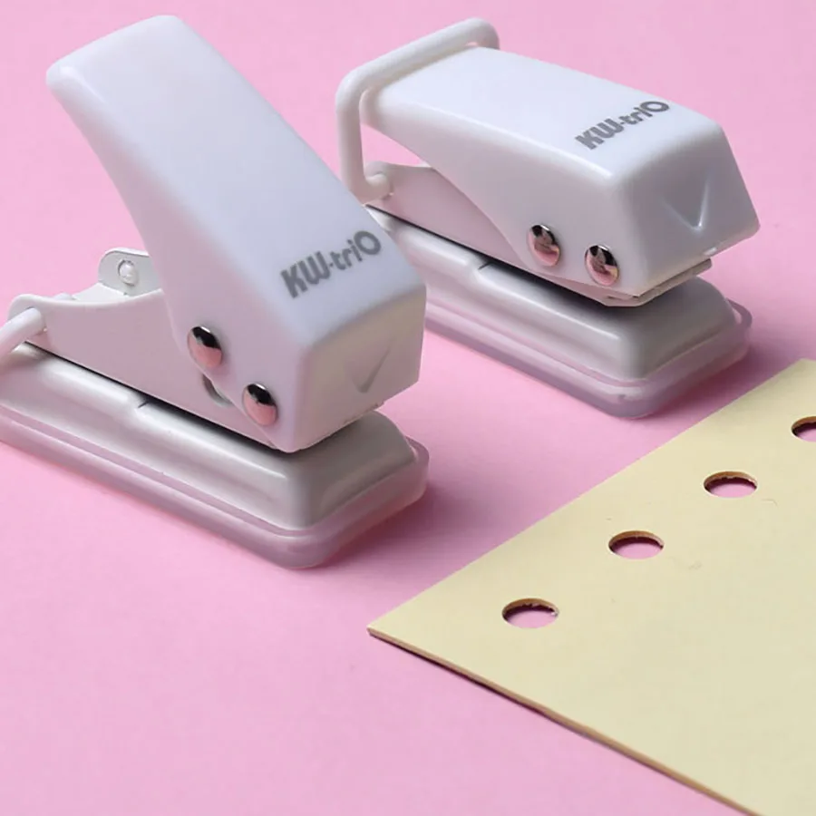 Mini punch single hole cutting type suitable for binding A4 paper card notebooks small manual hole punch for students 10 pages