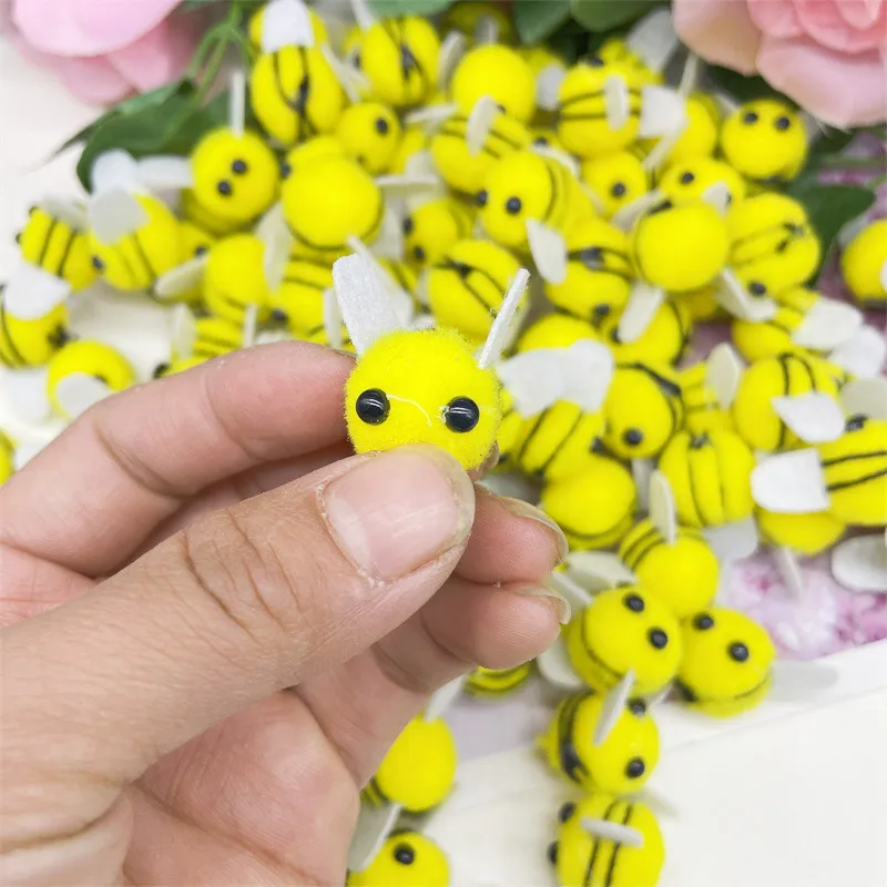 Wholesale 20*25mm Yellow Bee Pompom Kids Hair Pompoms Plush Balls Wedding Party Decor Fluffy DIY Scrapbook Toys Craft Supplies