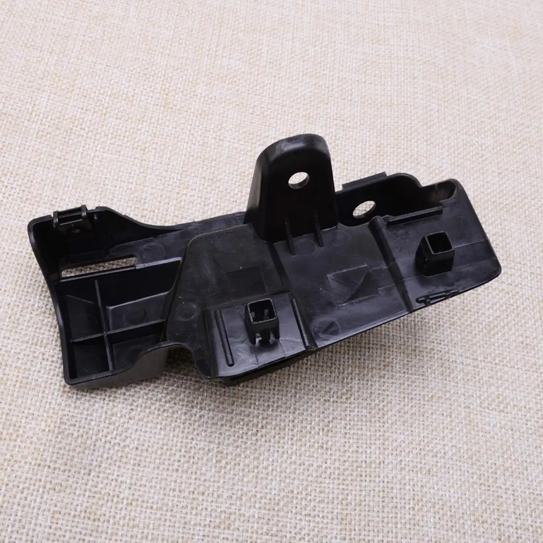 74116-TLA-A02 Front Right Wheel Arch Protector Bracket Fit for Honda CRV CR-V 2018 2019 2020 2021 2022 Black