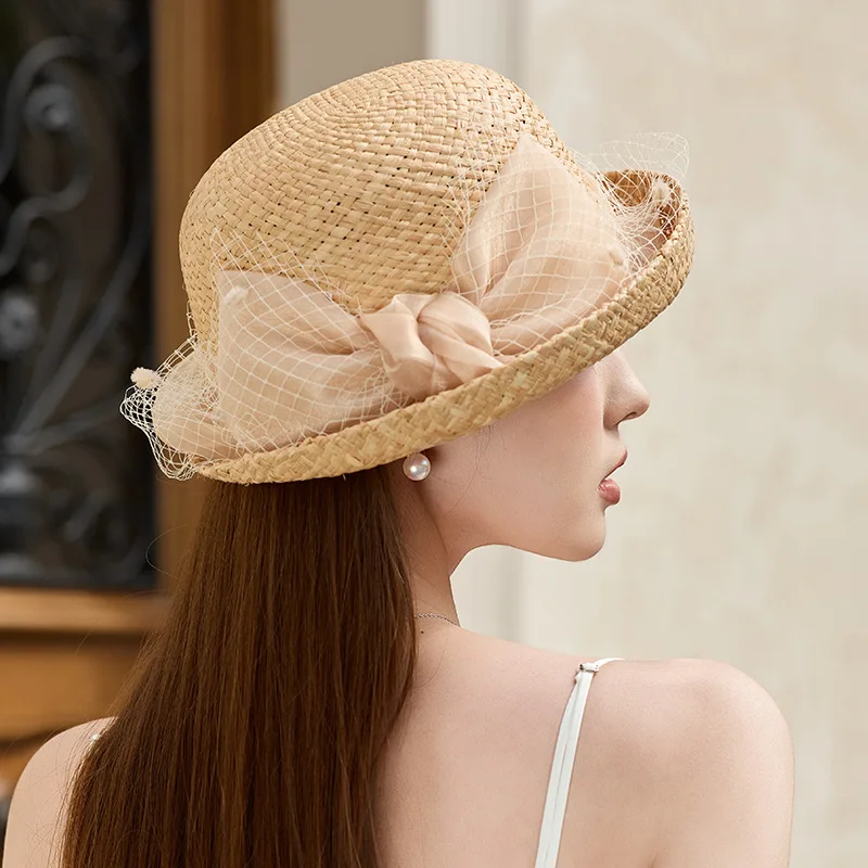 

Элегантная женская шляпа от солнца, дышащая соломенная шляпа из рафии, круглая корона, сетчатый дизайн, галстук-бабочка, идеально подходит для весны и лета