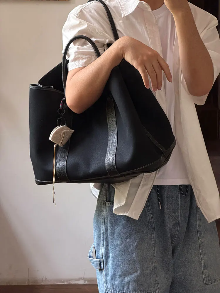 Black Canvas Tote Garden Bag Women's 2026 New Luxury Minimalist High-End Single Shoulder Handbag Underarm Bag Soft PU Pure Color