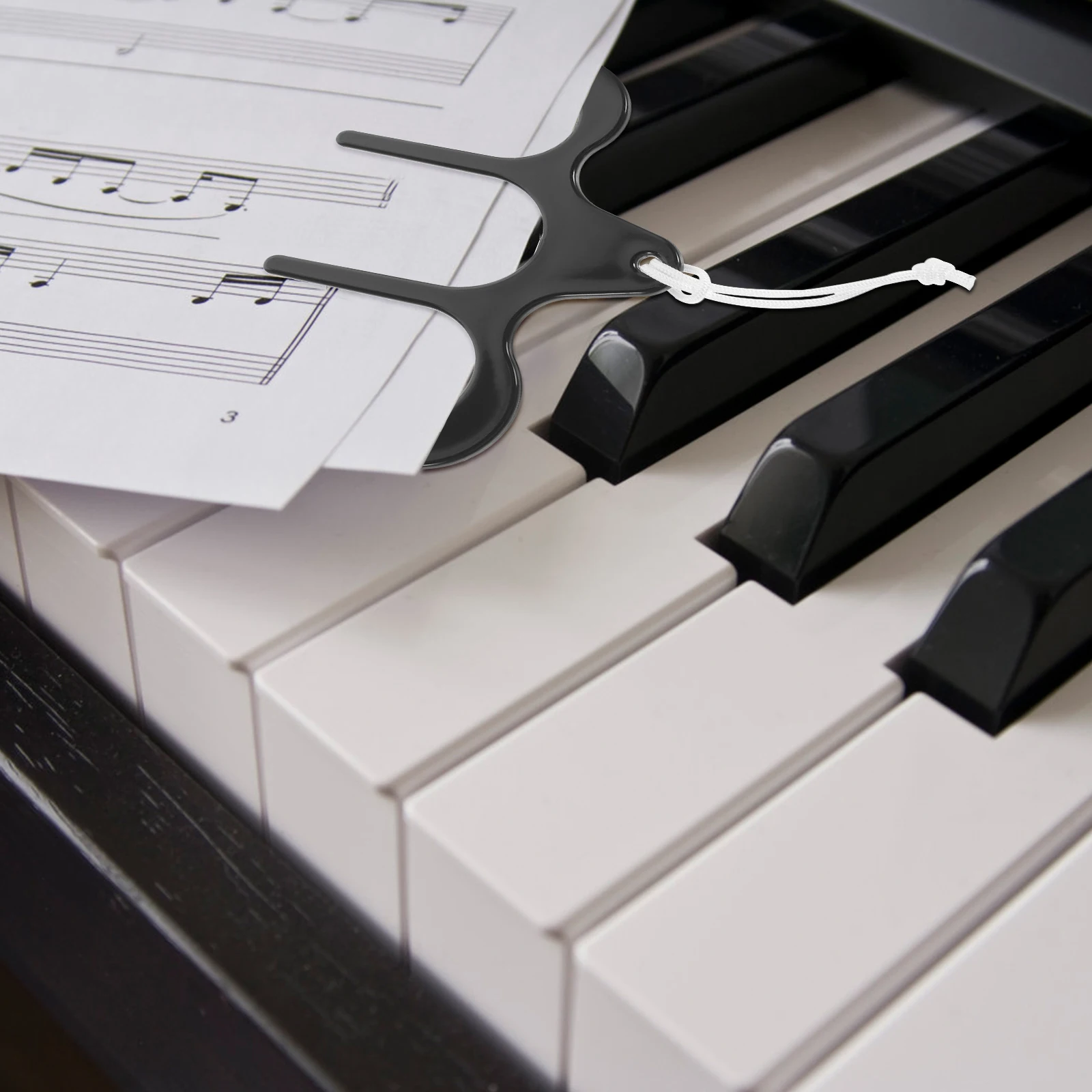 

Sheet Music Clip Strong Hold Music Sheet Clips No Slip Design Useful for Students Teachers Performers Alike