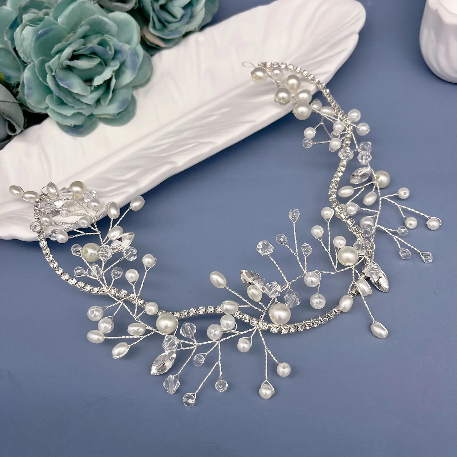 DZ238 Accesorios para el cabello de boda hechos a mano para mujer Tiara diademas nupciales coronas de perlas Tiaras de novia simples tocados de fiesta regalos