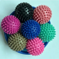 Bolas de Yoga de PVC para masaje, pelota deportiva para aliviar el estrés corporal, masajeador de manos y pies, 1 a 15 piezas