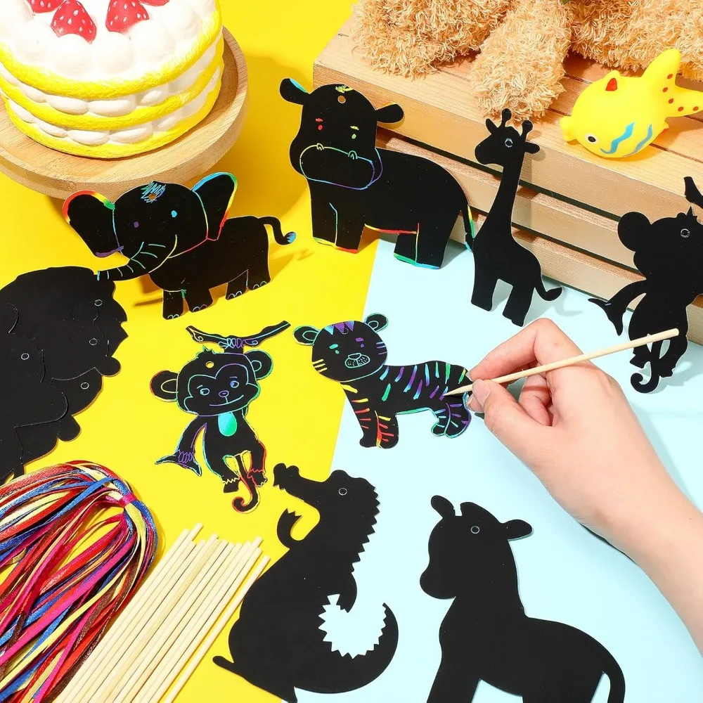 80 قطعة من بطاقات خدش حيوانات سفاري الغابة هدايا الحفلات الملونة البرية خدش اللوحة الورقية للأطفال لتقوم بها بنفسك مجموعة الحرف الفنية مع 80