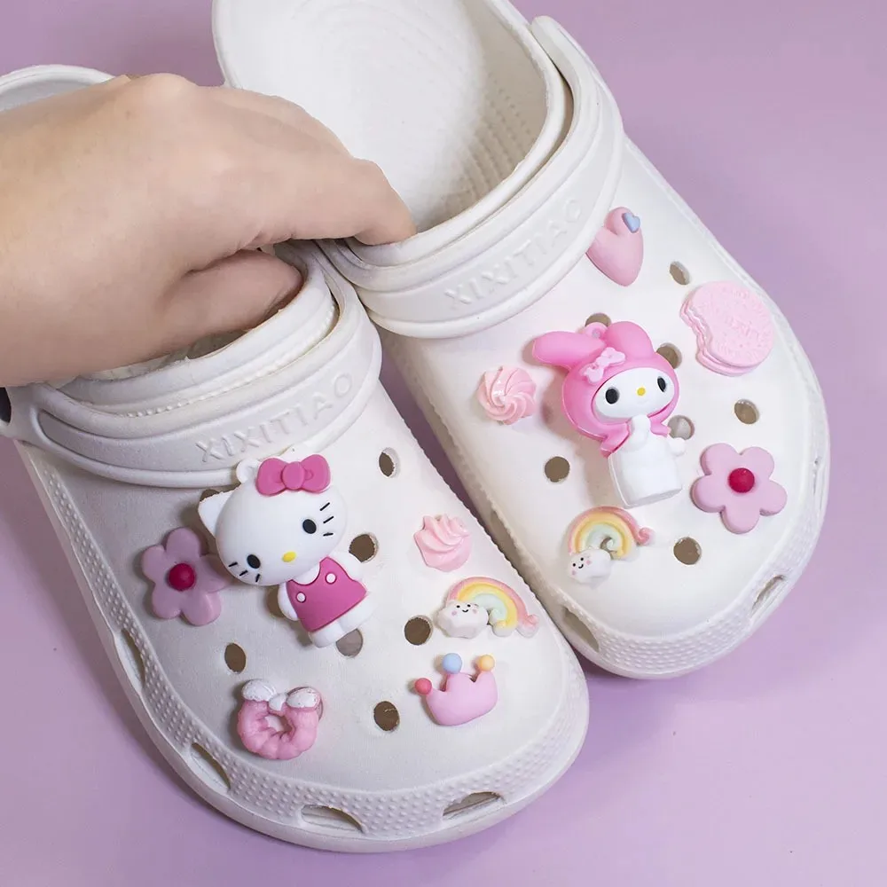 MINISO Anime Hello Kitty ciondoli per scarpe fai da te per Croc accessori Kawaii sandali 3D fibbia scarpe decorazione ragazze donne giocattoli regali