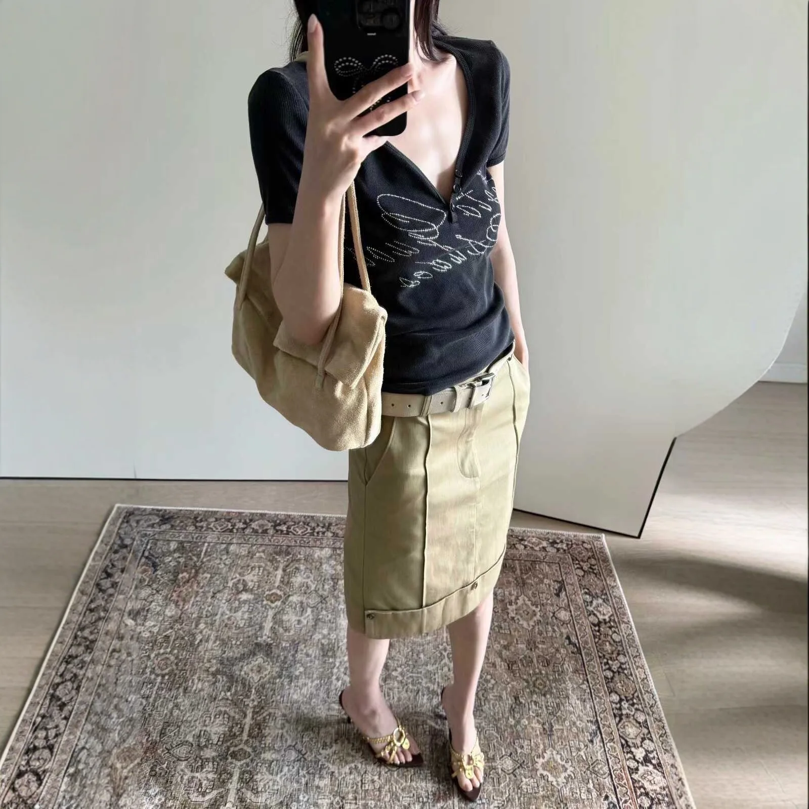 حقيبة يد من جلد الغزال الأصلي للنساء حقيبة يد ومحفظة فاخرة 2026 جديدة في كتف عتيق بسعة كبيرة تحت الإبط #4