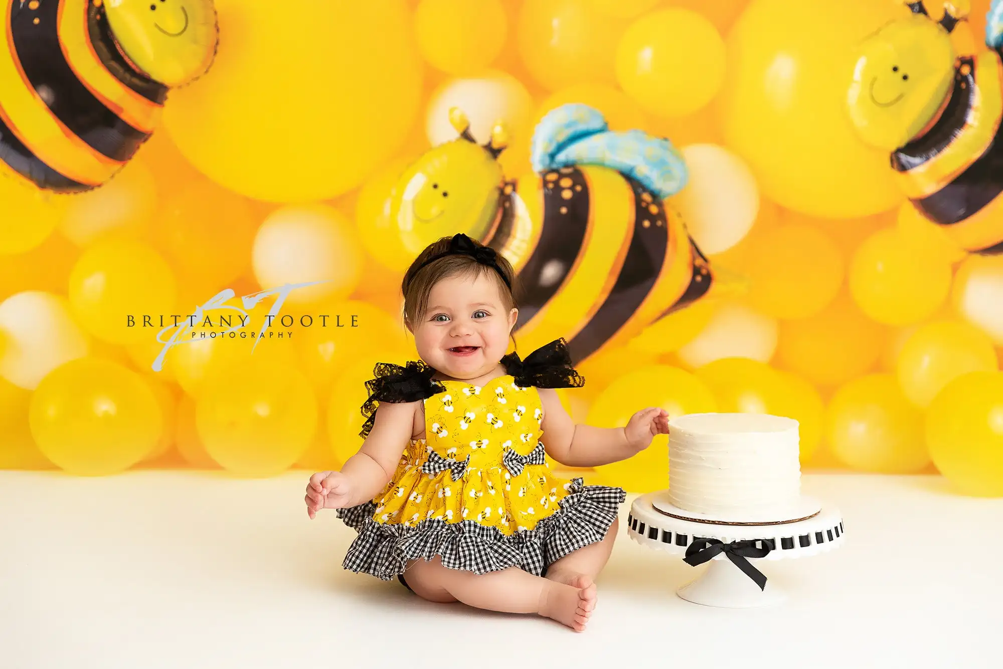 Spring Bee Backdrops Kids Baby Photography Adult Child Photocall Decors Birthday Cake Smash Backgrounds