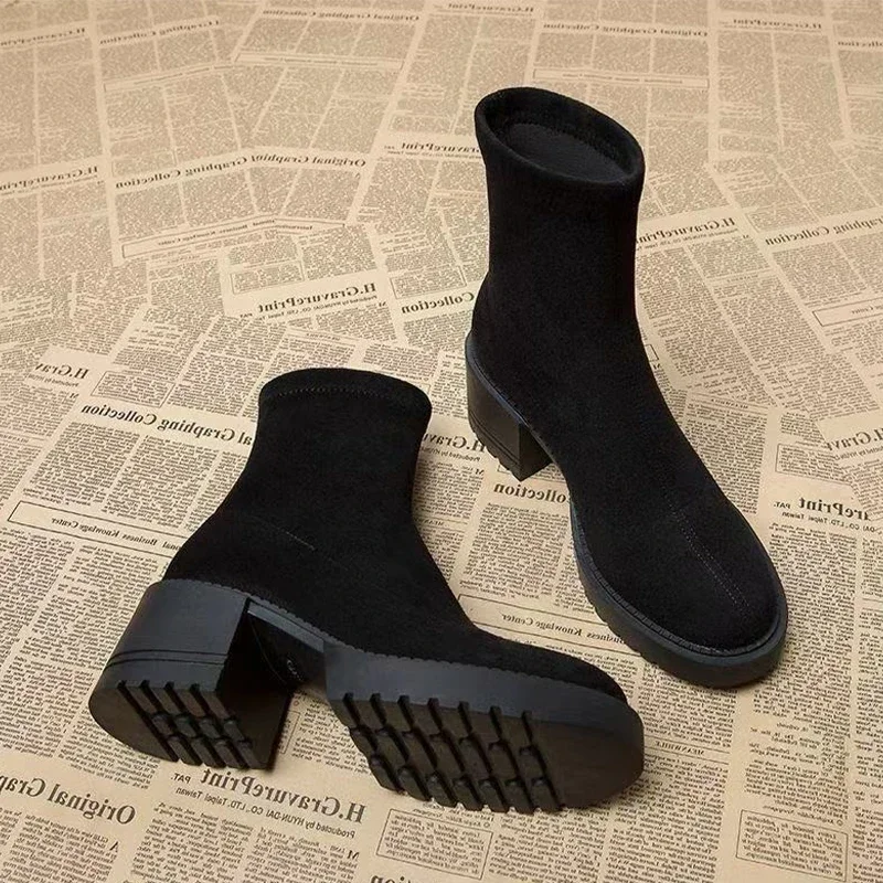 حذاء من الجلد للنساء بكعب عالٍ من جلد الغزال موضة أحذية مكتنزة مصمم أحذية الشتاء الفاخرة 2025 فستان جديد بوتاس بارا موهير Zapatos