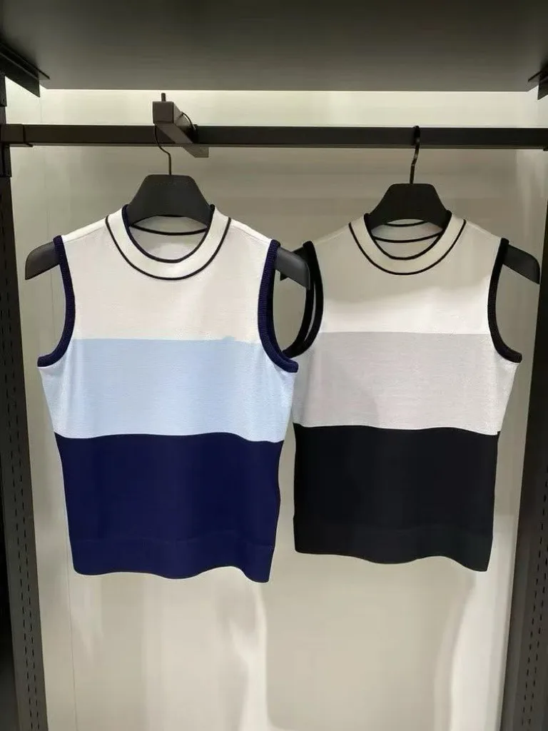 26 New Golf Clothing Women's Sleeveless V-neck Golf T-shirt Summer Outdoor Sports Slim-fitting Casual Knitted Golf Vest