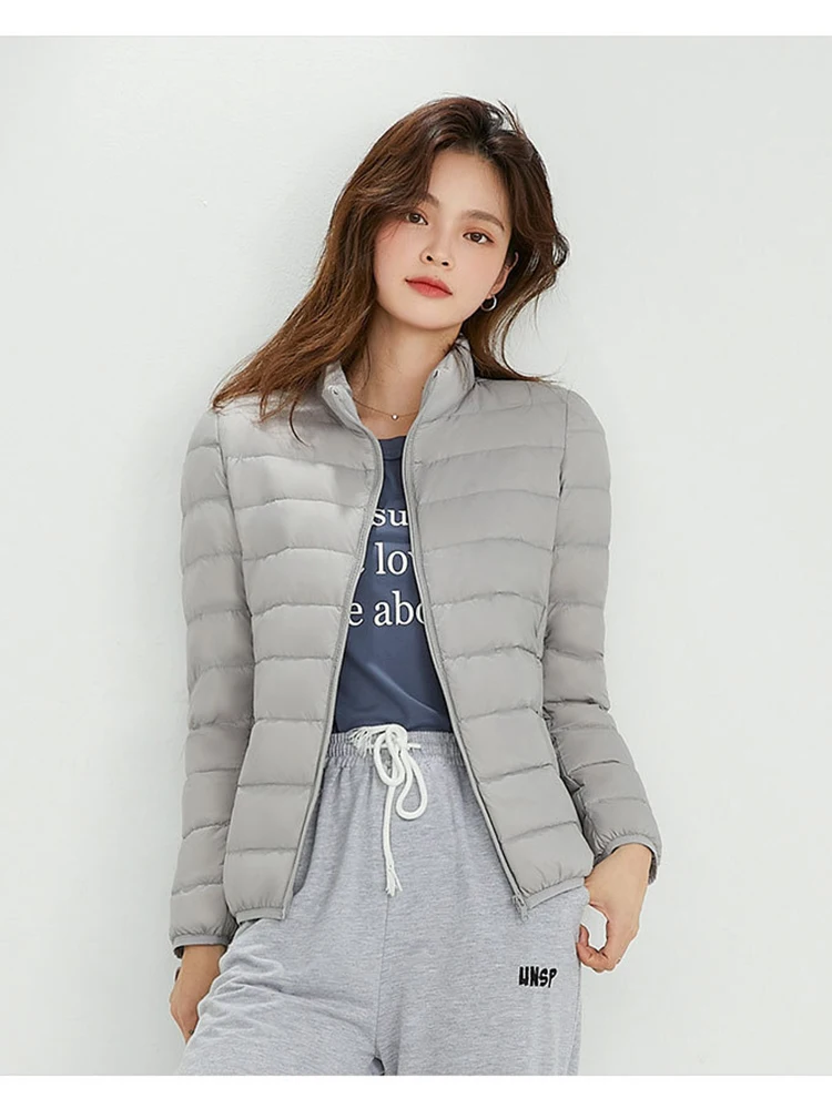 Standing neck short jacket, zippered long sleeved autumn down inner wear