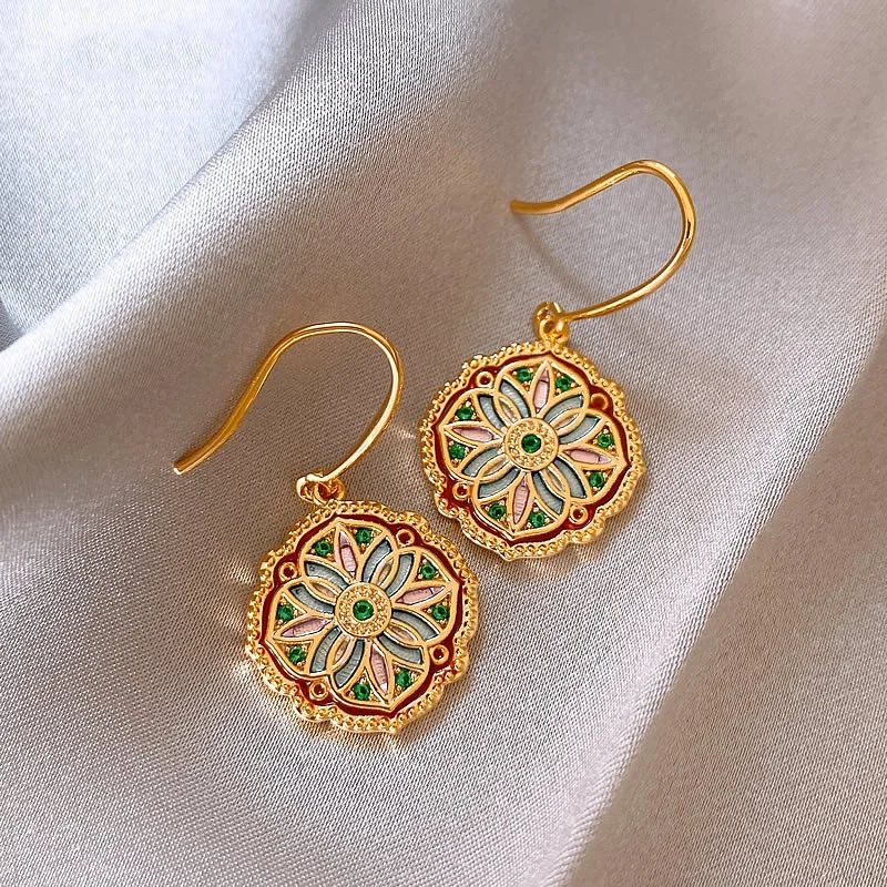 

Light luxury Monet vintage earrings women's accessories