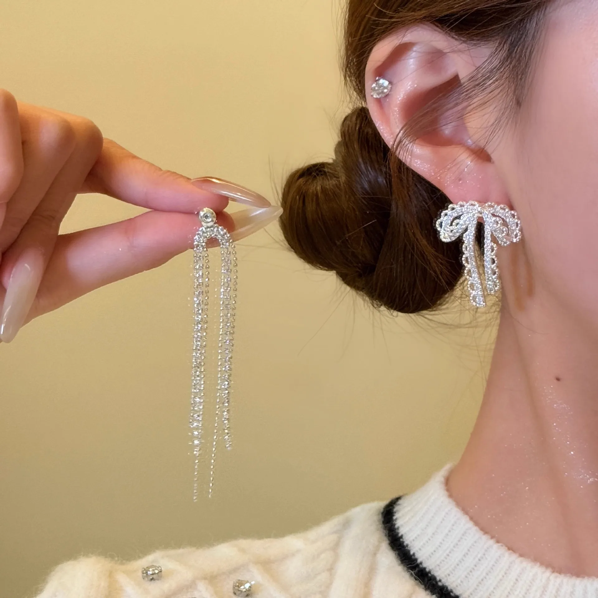 French Retro Lace Ribbon Bow Earrings For Women Light Luxury Zircon Bowknot Tassel Earrings Wedding Party Jewelry Lady Gift