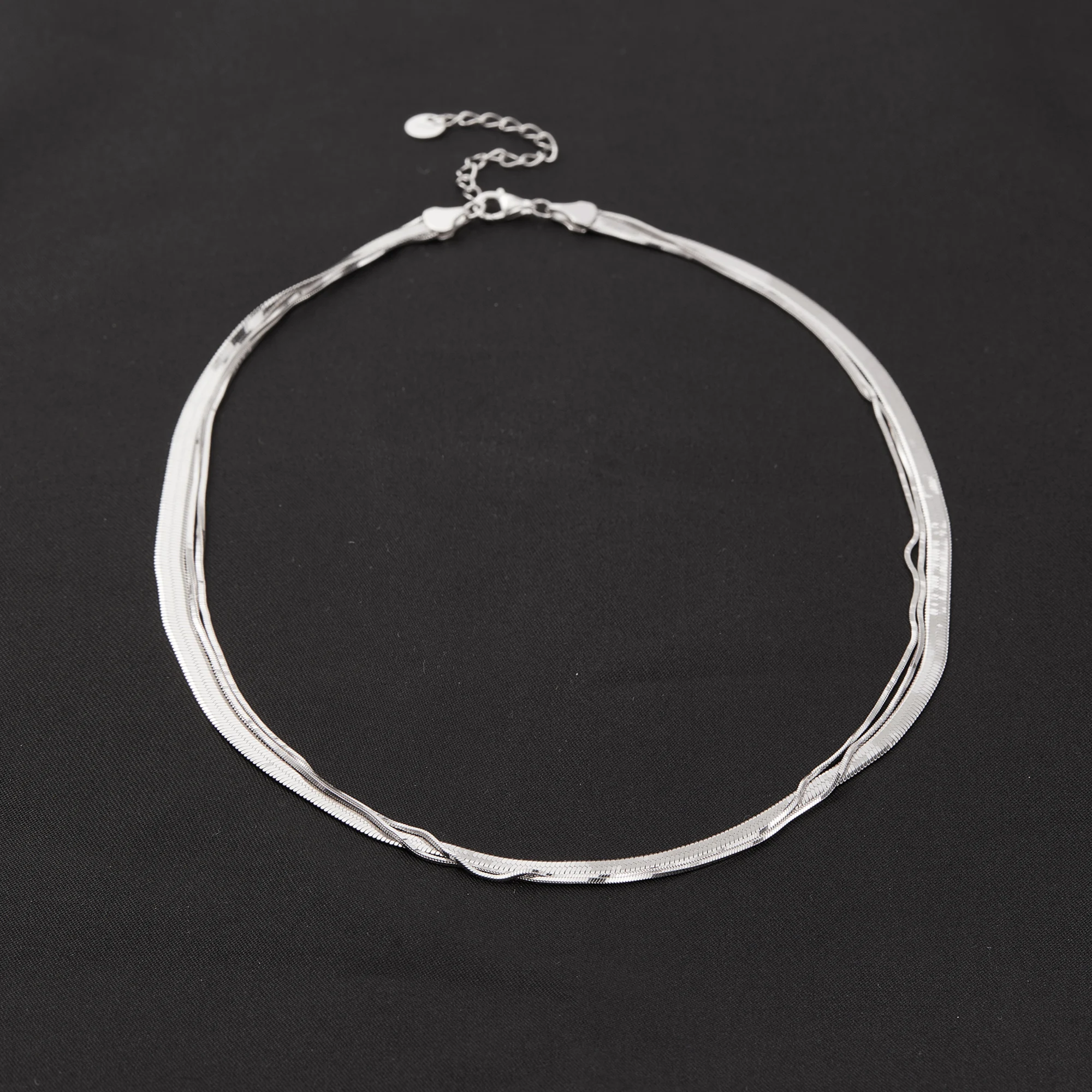 

3-in-1 Snake Chain Necklace Women Minimalist Niche Design Versatile Layering Collarbone Chain Simple Elegant Daily Necklaces