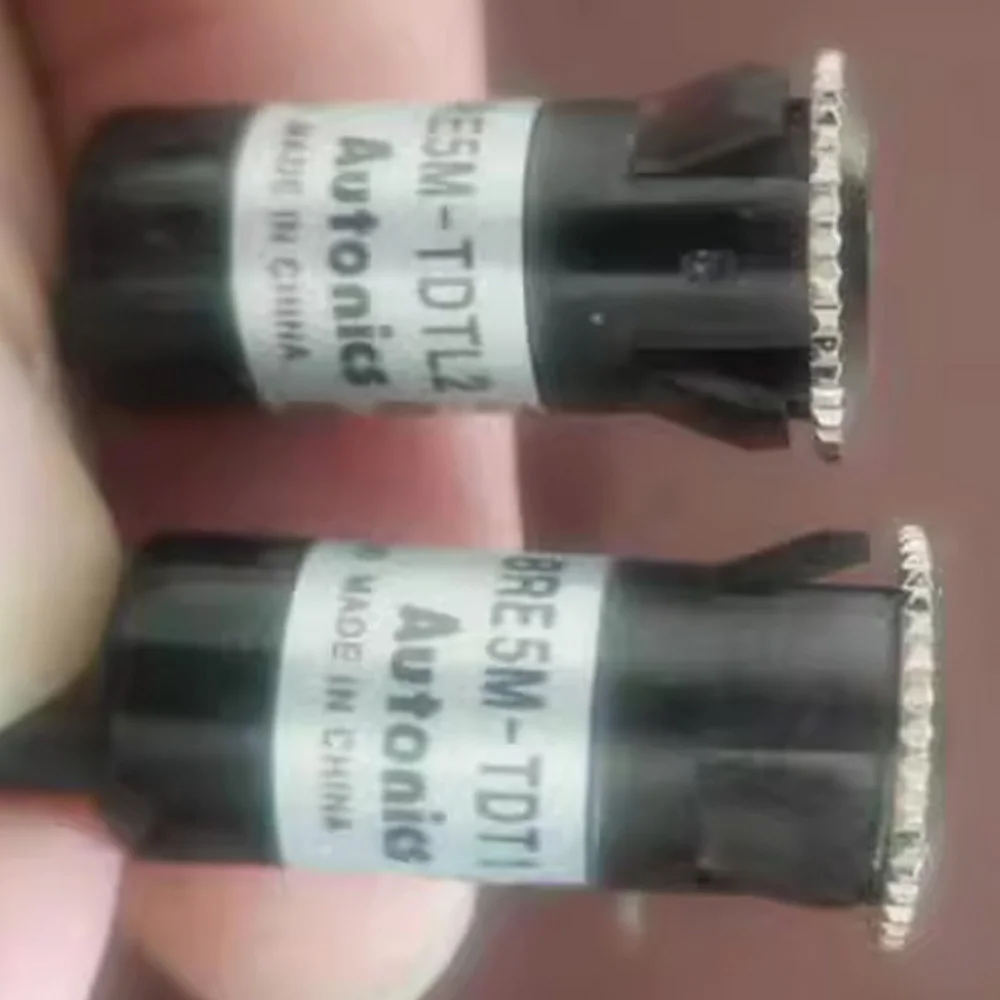 บันไดเลื่อนออปโตอิเล็กทรอนิกส์เซนเซอร์โฟโตอิเล็กทริคสวิตช์ BRE5M-TDT1 BRE5M-TDTL2-P