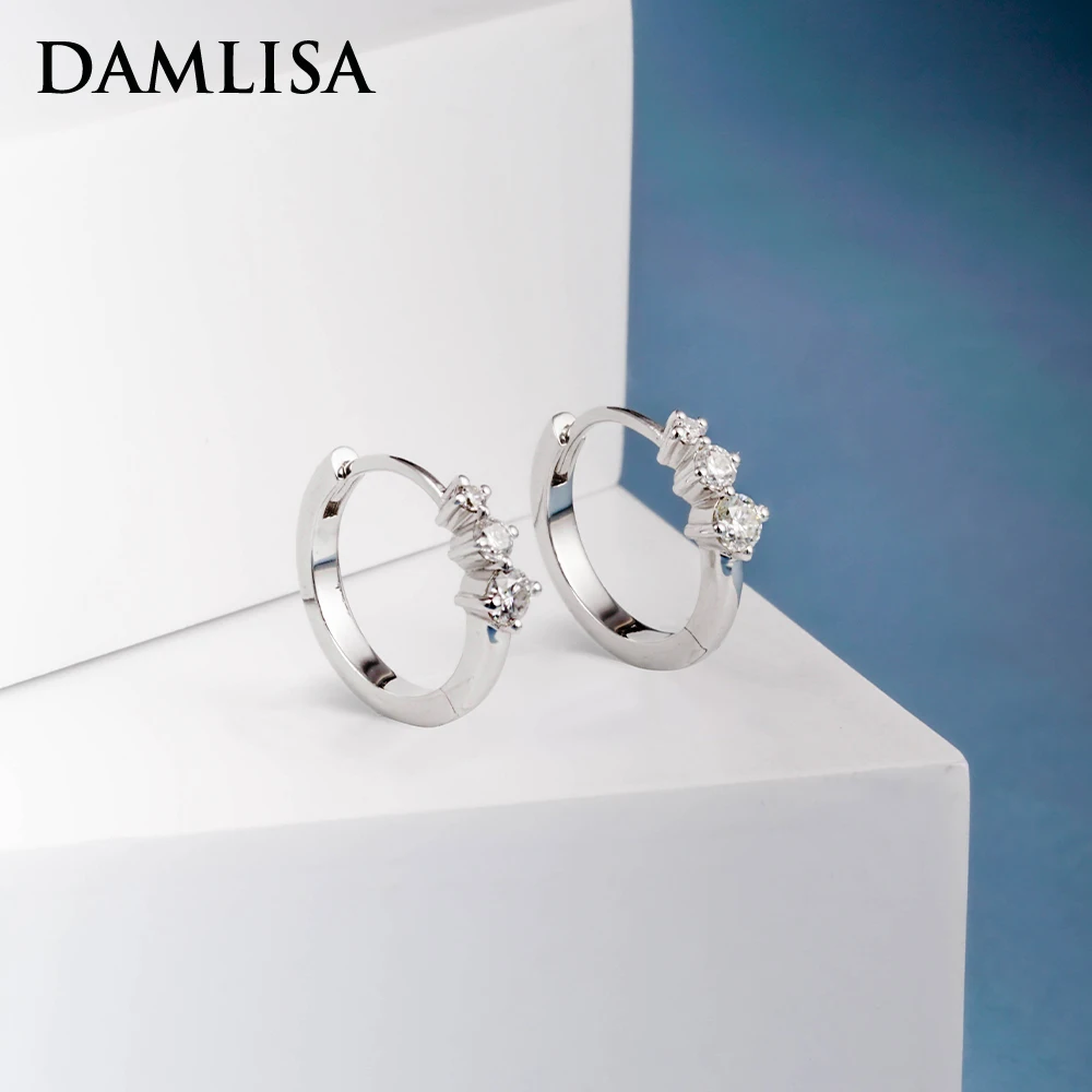 

DAMLISA Huggie Hoops 100% 925 Sterling Silver 3mm Moissanite Stud Earrings For Women Sparkling Jewelry Gift with GRA Certificate