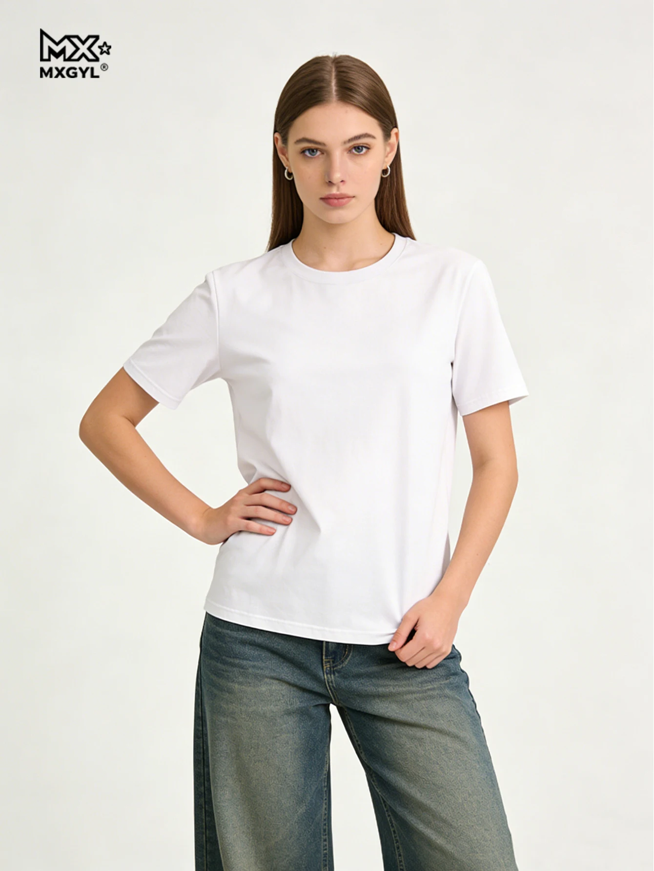 

Женские футболки 2026: летние топы, однотонные, с коротким рукавом, свободные, с круглым вырезом, повседневные, в стиле Харадзюку, корейские женские футболки