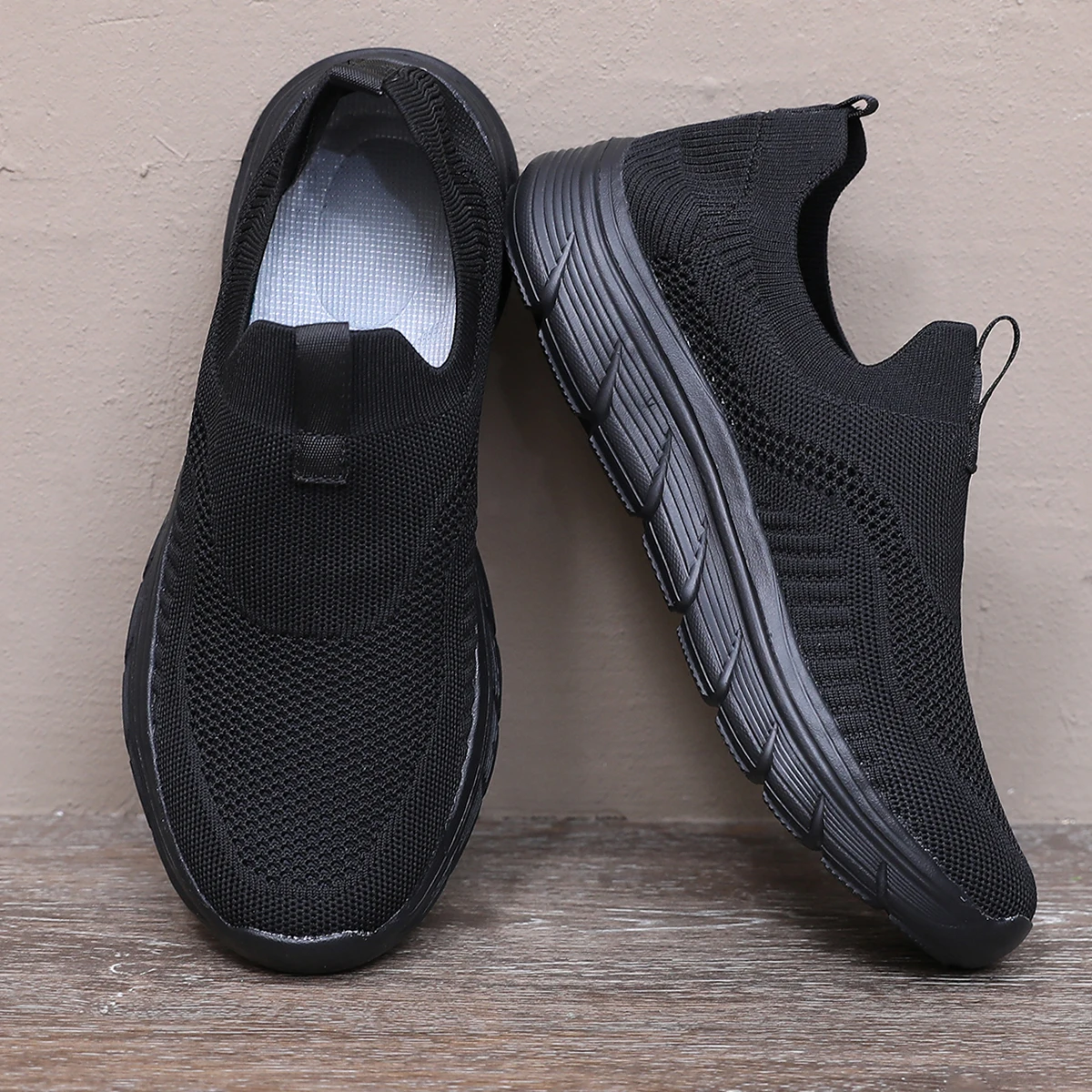 

Loafer Men Shoes Summer Fashion Light Breathable Walking Sneakers Men Casual Shoes Zapatillas Hombre Black Footwear Size 39-46