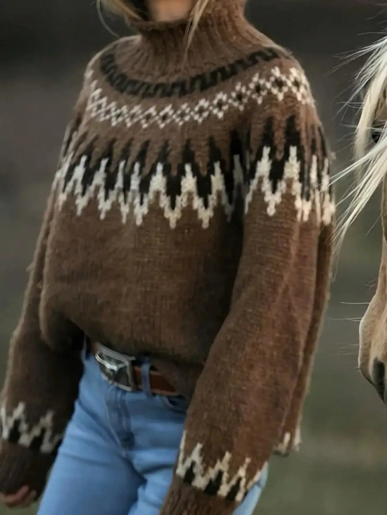 

Minimalist Nordic Style Colorblock Ribbed Women Vacation Sweater, Autumn/Winter