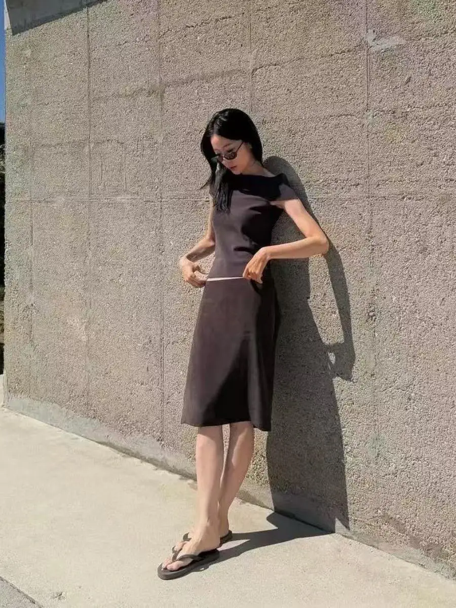 

East Gate Mono Long Midi Skirt Women's Straight Simple Hanging Sensation Slim High Waist Cotton Casual Skirt