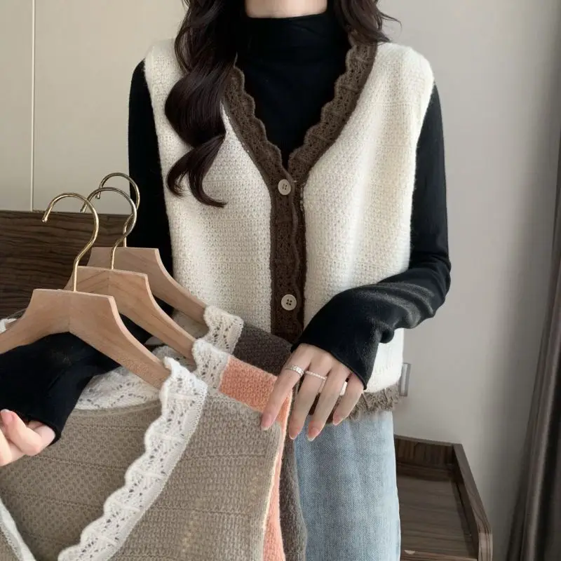 

Свободный вязаный кружевной жилет-топ в корейском стиле с V-образным вырезом и подплечниками из полиэстера