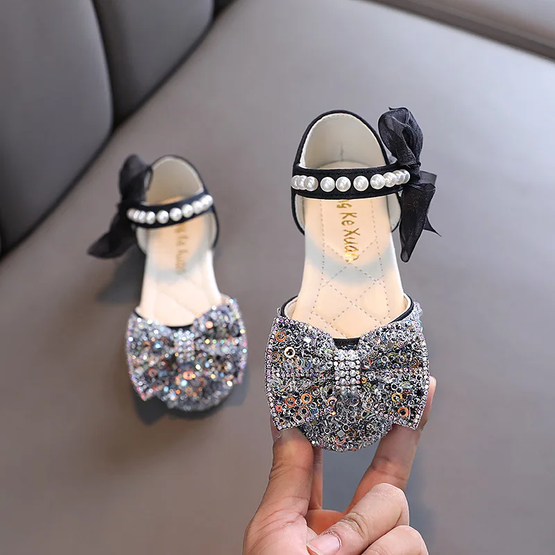 AINYFU Summer Girls Sequin Bow Fashion Sandals Children\'s Glitter Pearl Flat Princess Shoes Cute Kids Breathable Beach Sandals