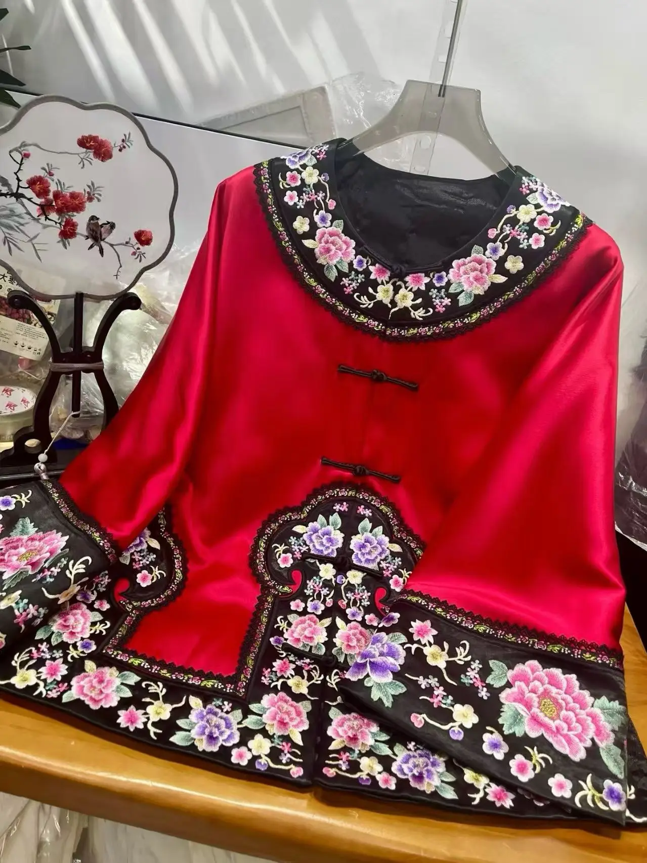 

Высококачественное зимнее теплое пальто, новое женское свободное пальто из ацетата с воротником-стойкой в китайском стиле, элегантное пальто с вышивкой и цветами, S-XXL