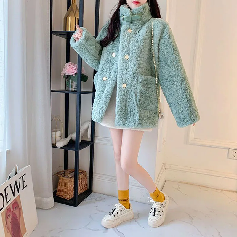 Thick Imitate Fur Jacket Female Autumn And Winter 2024 New Style Korean Loose Wild Lamb Hair Short Coat Green Button Outwear