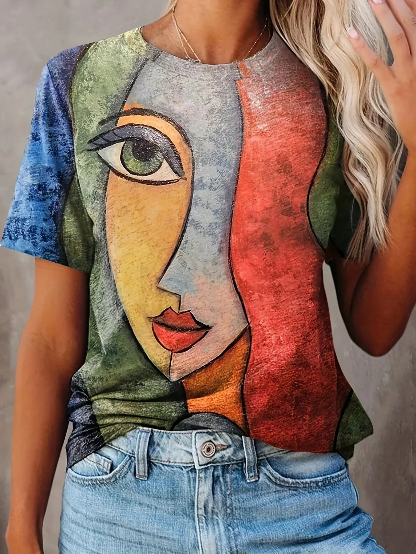 

plus size Abstract Face Print T-shirt, Casual Crew Neck Short Sleeve Colorful T-shirt, Women's Clothing