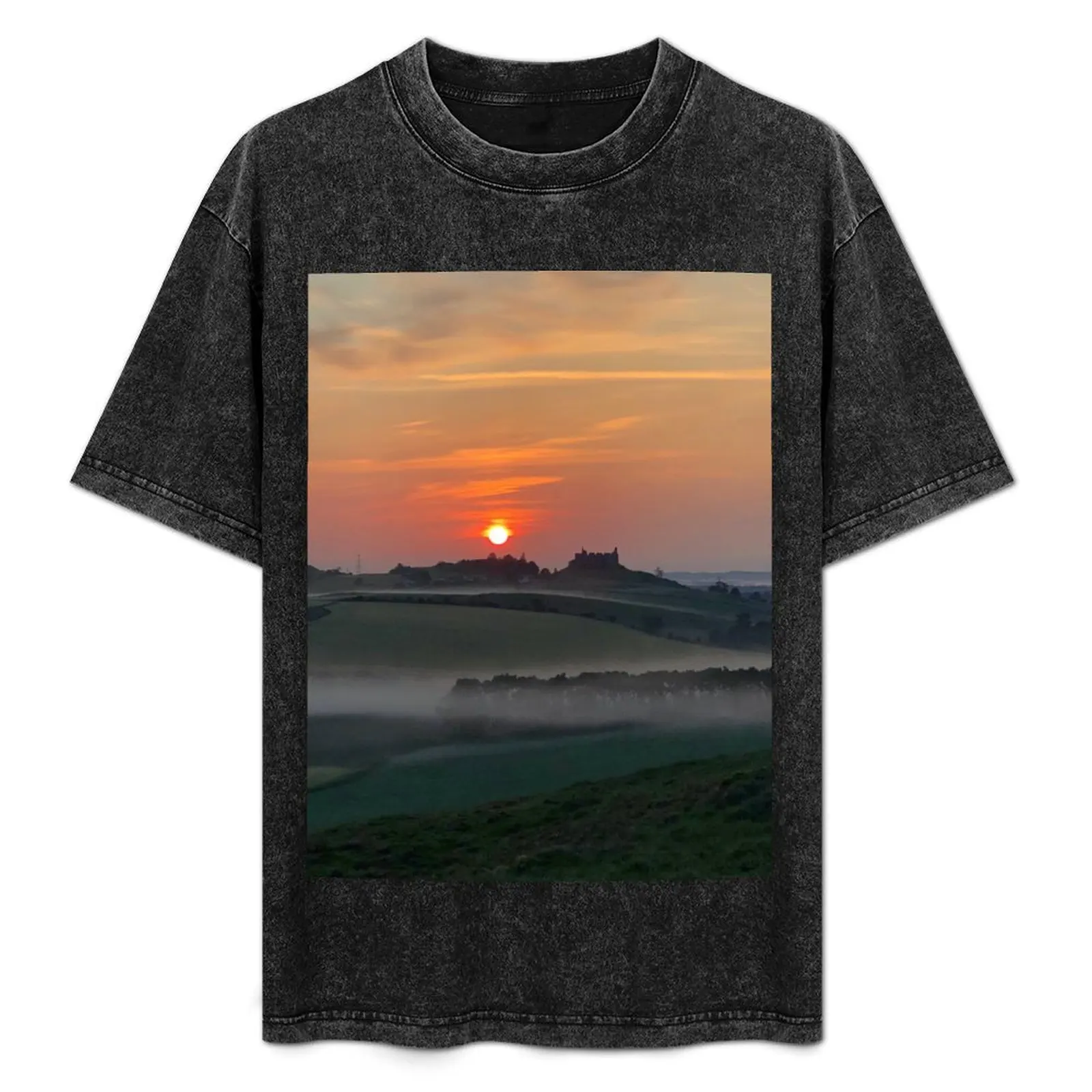 

Misty morning glow over Hume Castle near Kelso, Scottish Borders T-Shirt Work Utility Short Sleeve Shirt