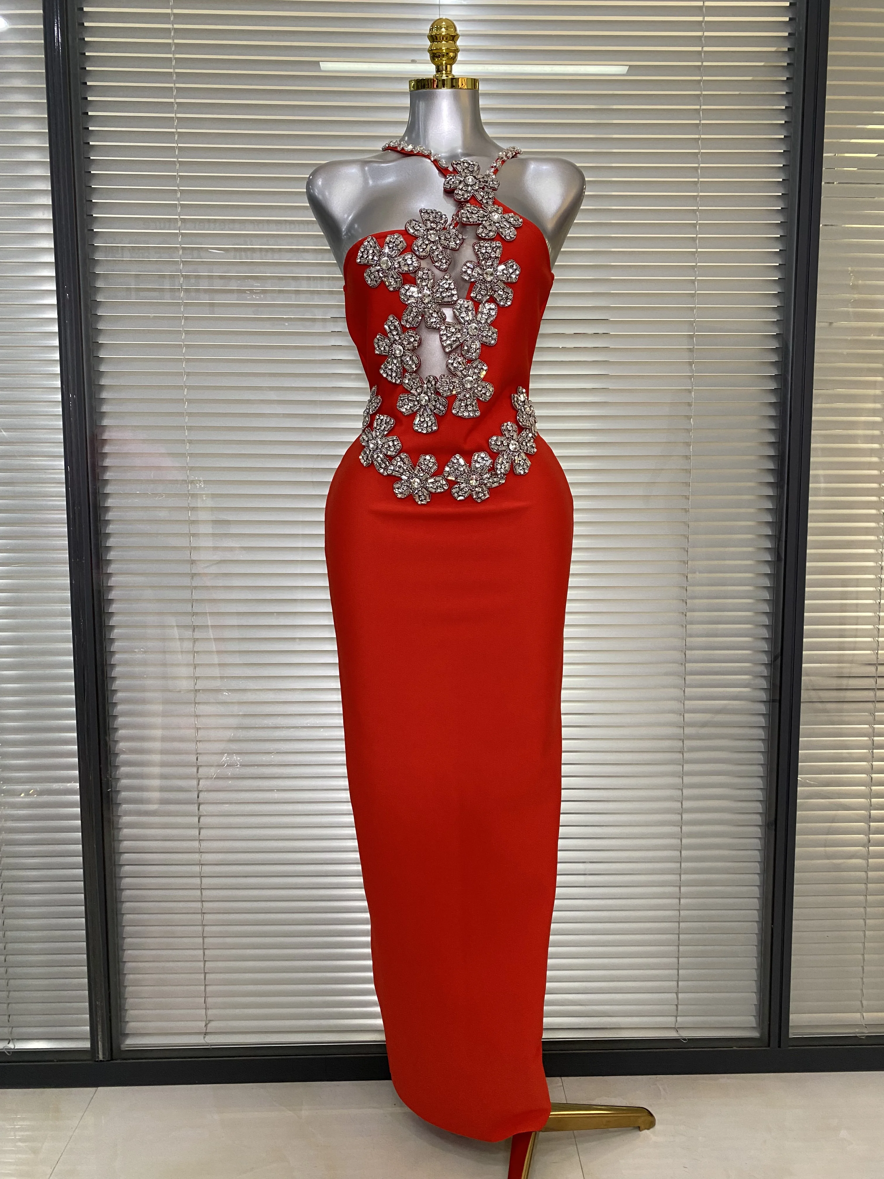 Luxus Sparkly Strass Frauen Sexy Ärmellose Elegante Bandage Promi Lange Maxi Geburtstag Kleid Cocktail Outfit Prom Kleider