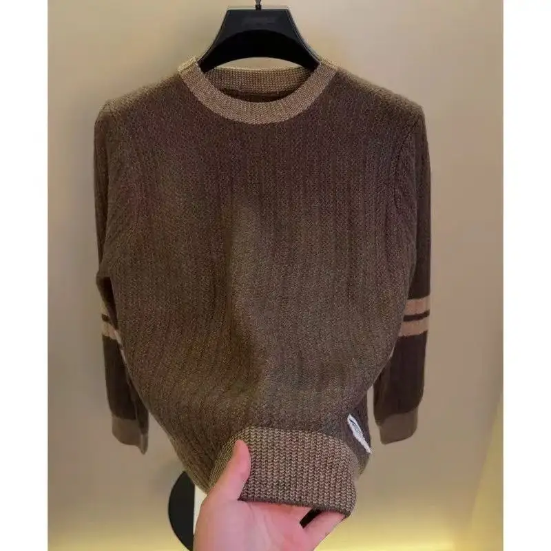 

Утепленный круглый вязаный свитер для мужчин: модный повседневный базовый джемпер для осени и зимы, высококачественный теплый мужской трикотаж из полиэстера и нейлона.