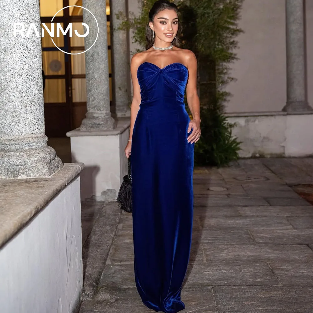 Sukienki wieczorowe Ranmo Customized 2026, proste, aksamitne, w stylu syreny, z dekoltem w serduszko, krzyżowane, bez rękawów, na koktajl, studniówkę.