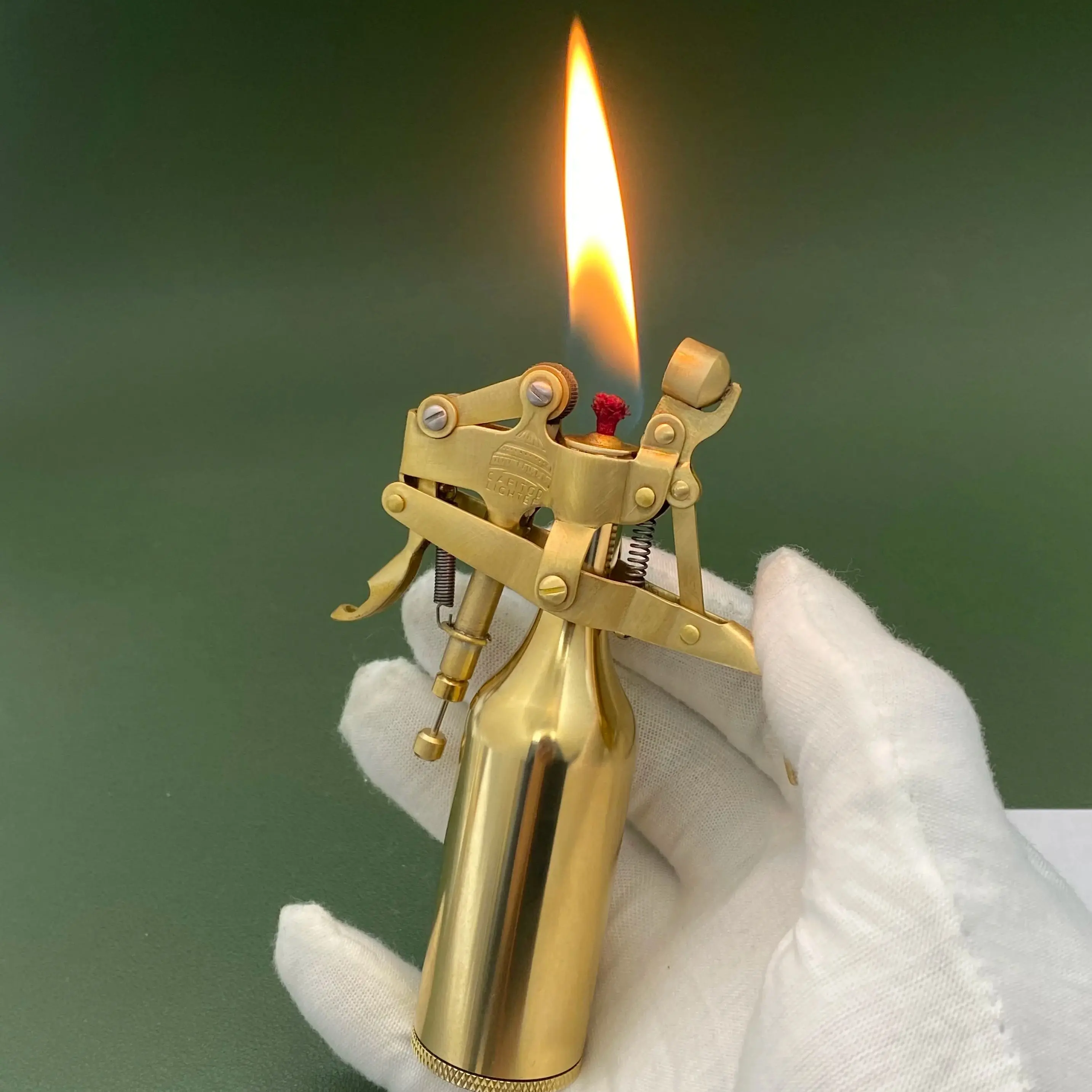 Congress Building Antique Lighter Automatic Mechanical Manual Desktop Brass Kerosene Lighter Long Standby Retro Classic Gift