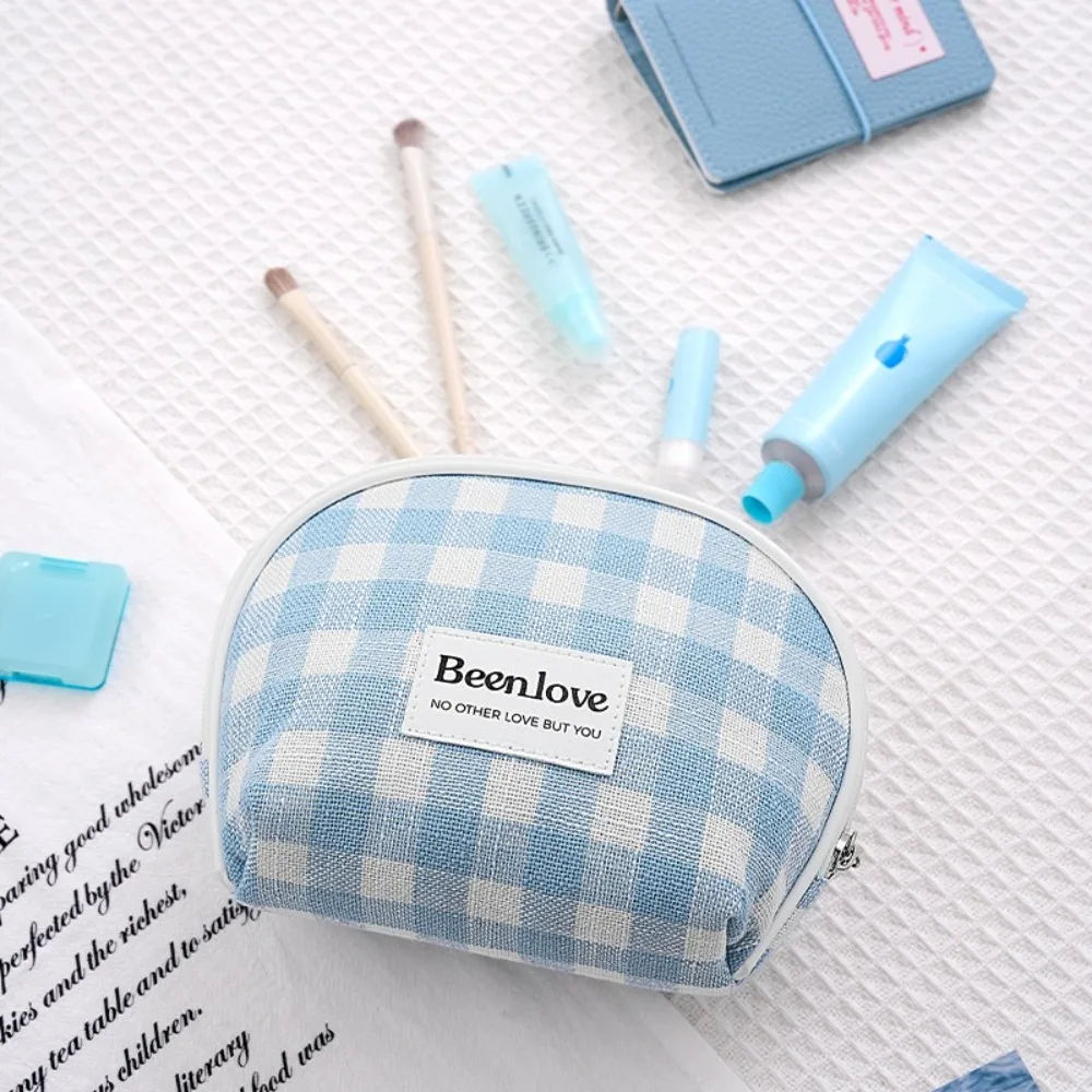 

Lattice Semicircle Cosmetic Storage Bag Large Capacity Mini Women Clutch Bag Korean Style with Zipper Toiletries Bag