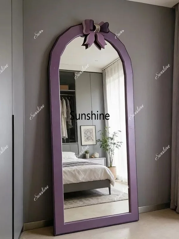 Arched full-length mirror against the wall Cloakroom Art entry mirror