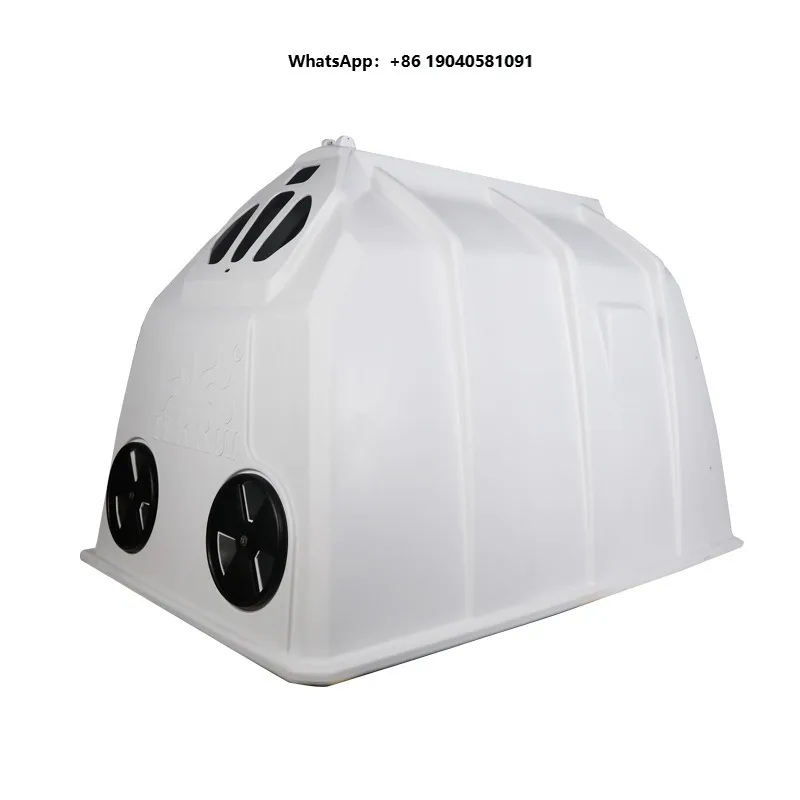 Heavy Duty LLDPE Calf Hutch With Rear Vent Window Removable Livestock Pen Double Bucket Holders Outdoor Dairy Housing