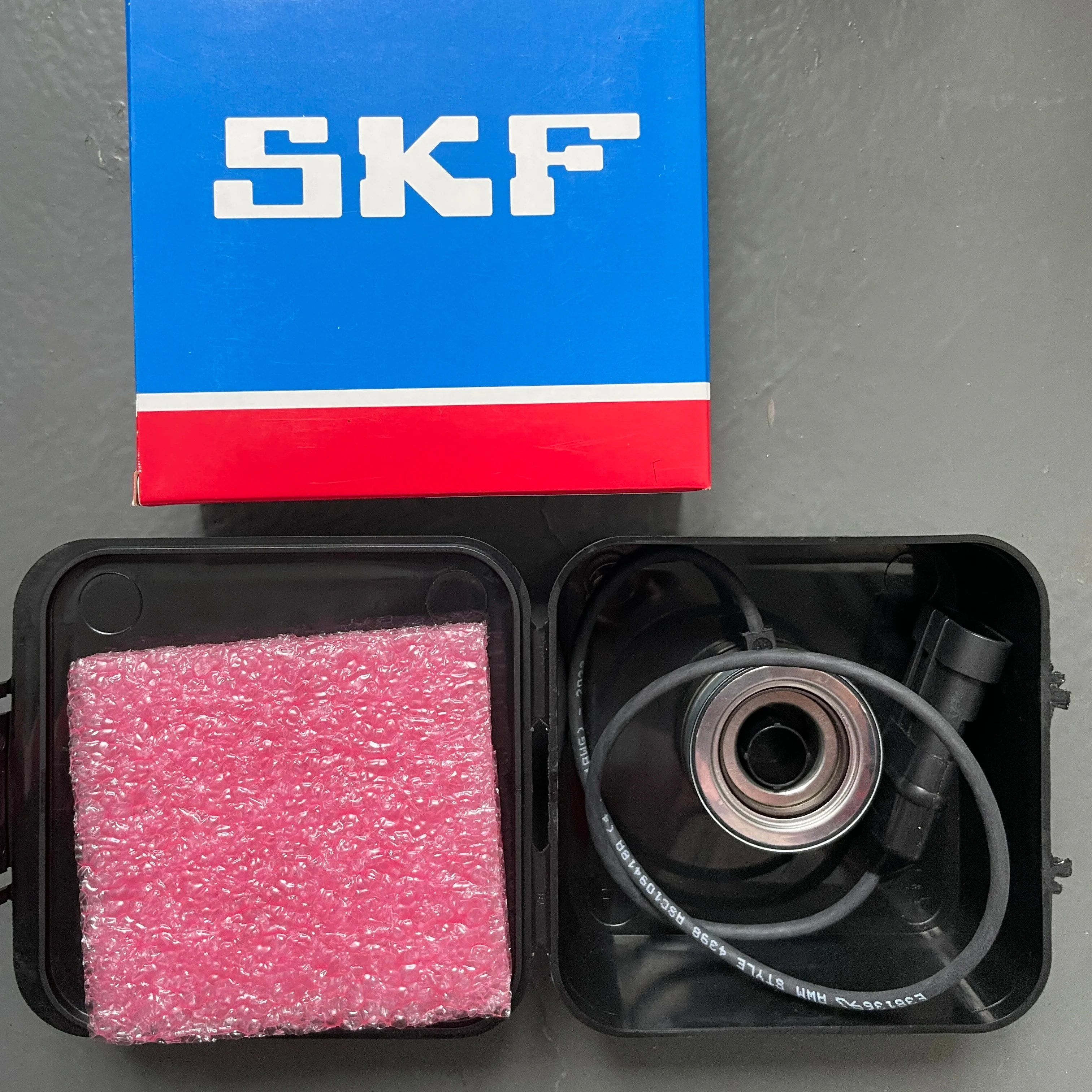 

SKF Sensor Bearing BMO6204048S2UA108A