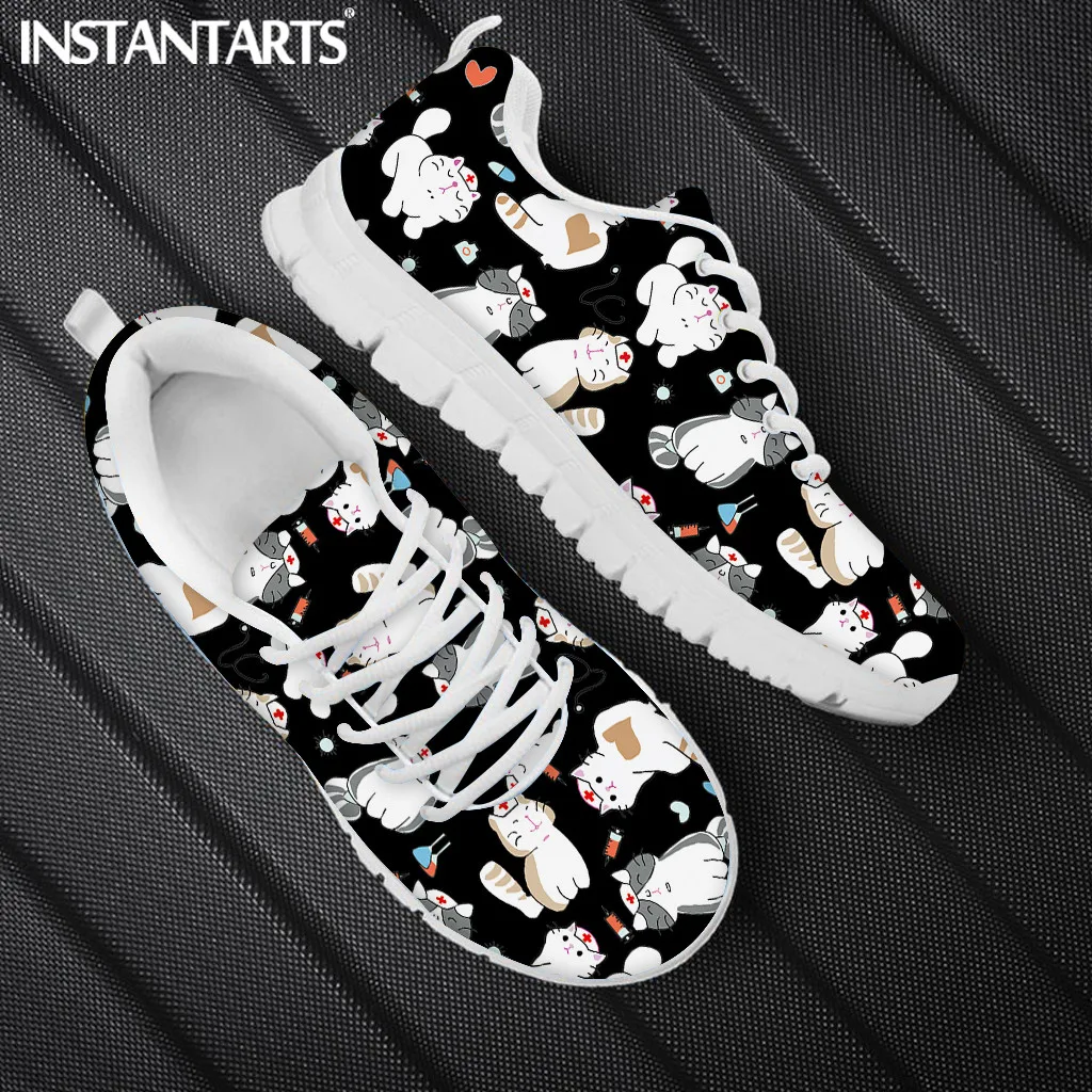 Instantart Sneakers Perawat Wanita Kartun Kucing Hewan Cetak Ringan Jaring Flat Wanita Kasual Musim Dingin Sepatu Menyusui Lucu Baru